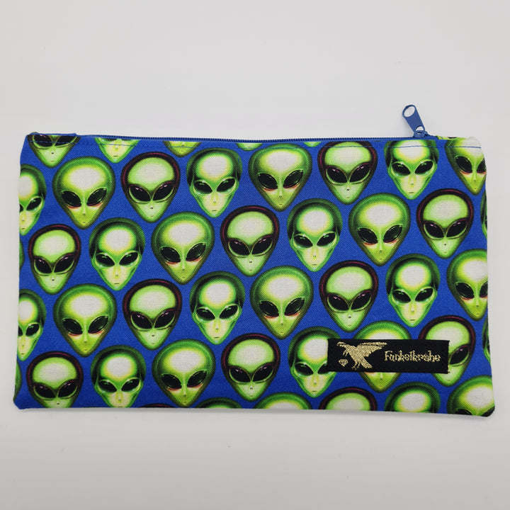 Reißverschlusstasche "Extraterrestrisch" Made by Funkelkrähe