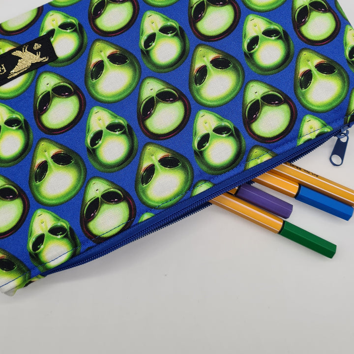 Reißverschlusstasche "Extraterrestrisch" Made by Funkelkrähe