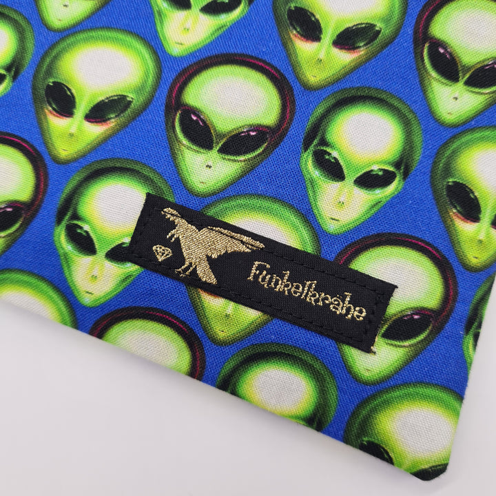 Reißverschlusstasche "Extraterrestrisch" Made by Funkelkrähe