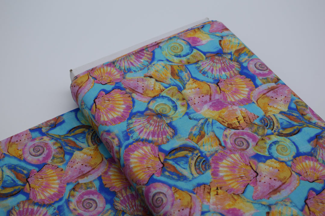Baumwollstoff Flamingo shell aus der Reihe Fabulous Flamingos von Paintbrush Studios