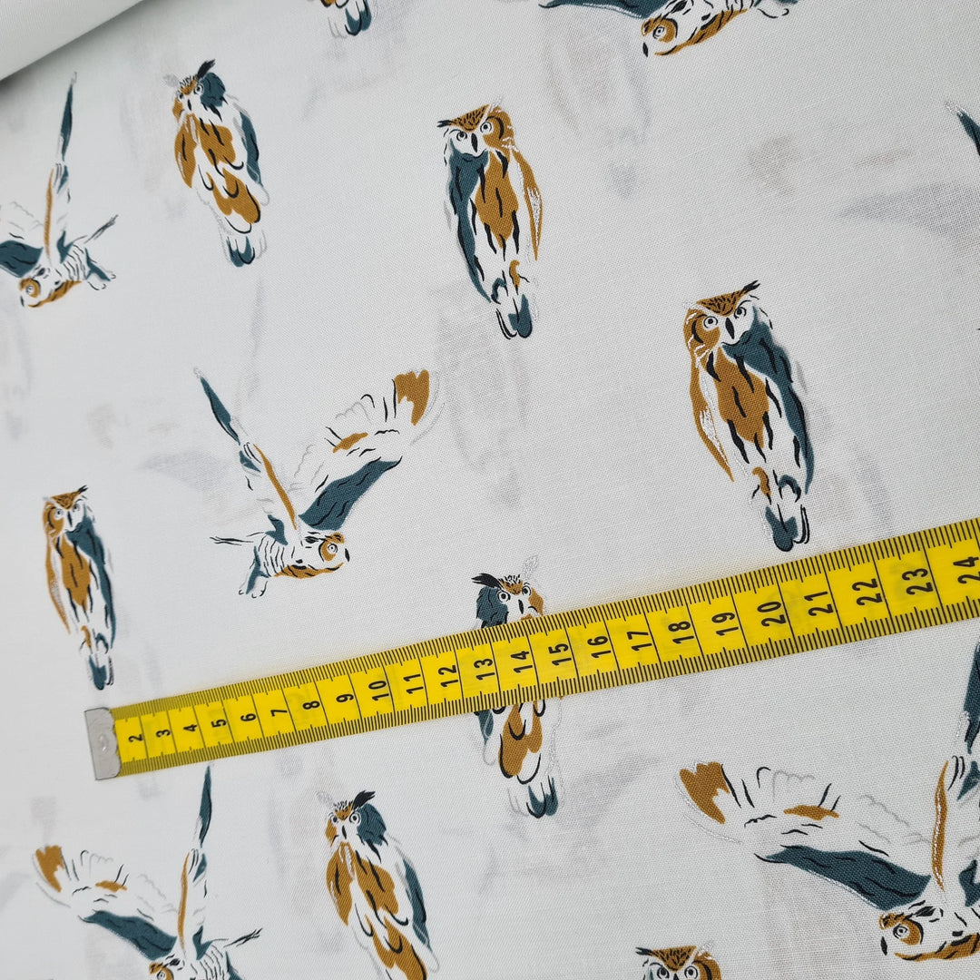 Baumwollstoff Wise owl chalk metallic von RJR Fabrics