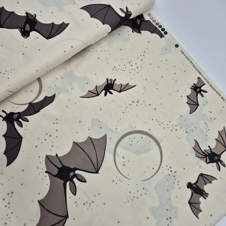 Baumwollstoff Alexander Henry Fabrics Bellatrix the bat