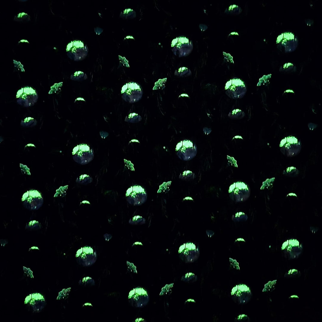 Baumwollstoff von Blank Quilting Jardin de Lune, Glow in the dark