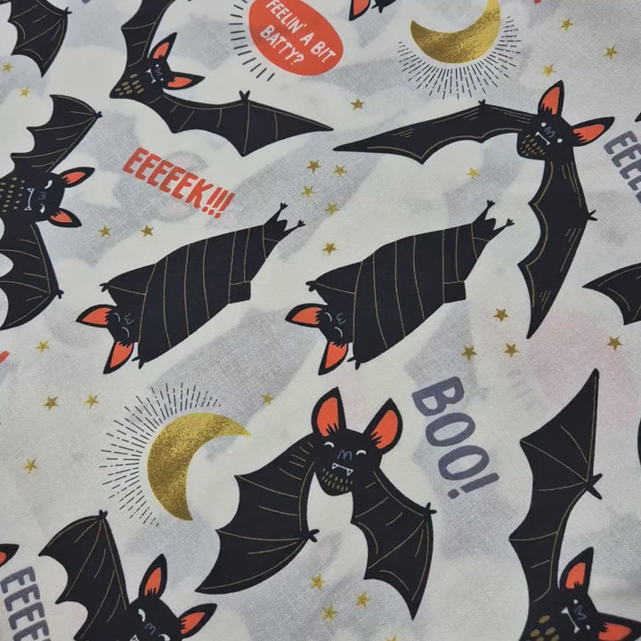 Baumwollstoff Alexander Henry Fabrics Boo! Eek! Bat!